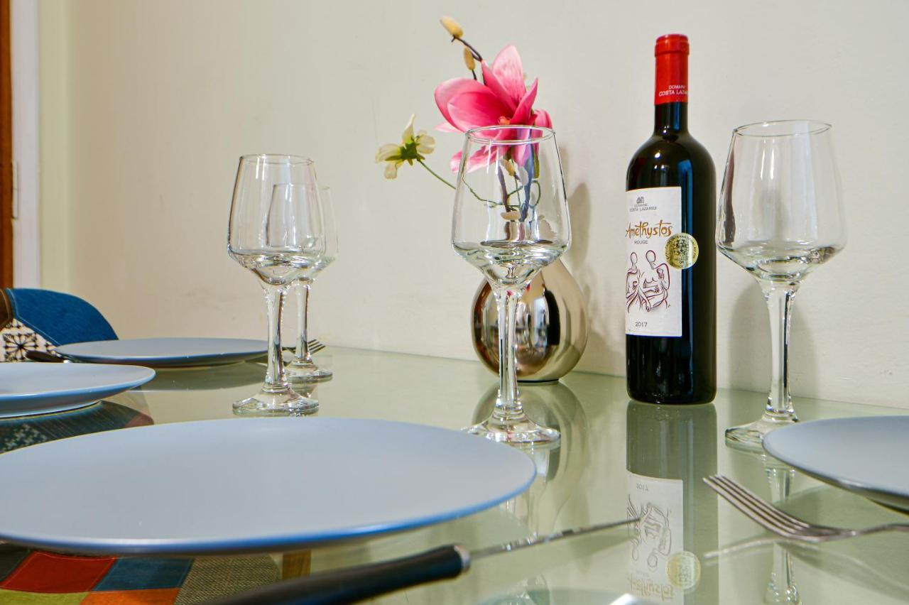 Athenian Sunny Apartment Екстериор снимка