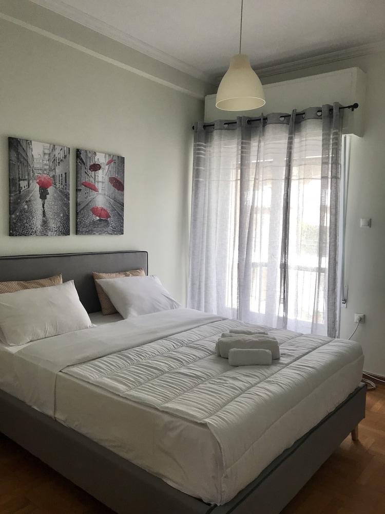 Athenian Sunny Apartment Екстериор снимка